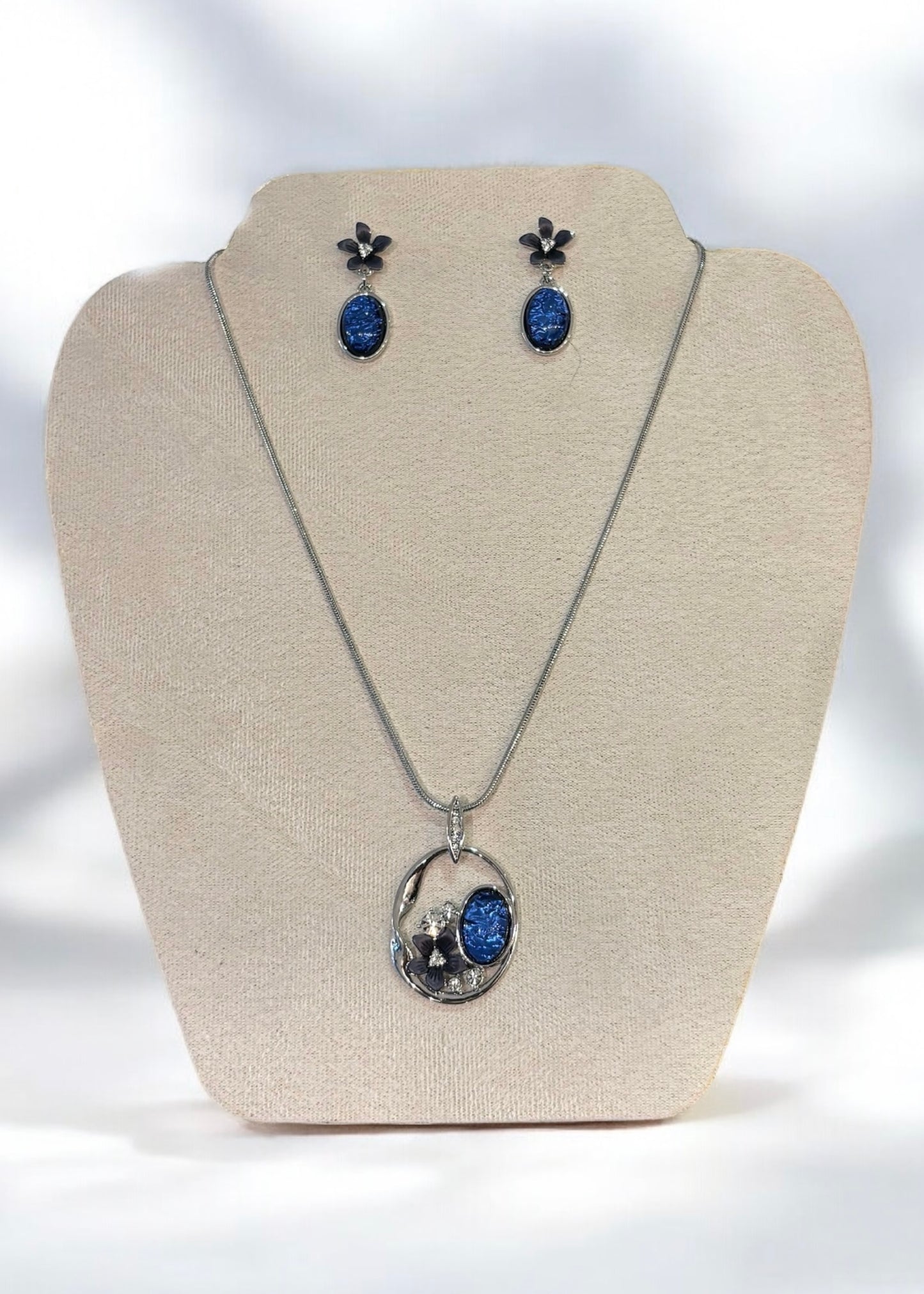 Blue Stone & Flowers Earrings & Necklace Set